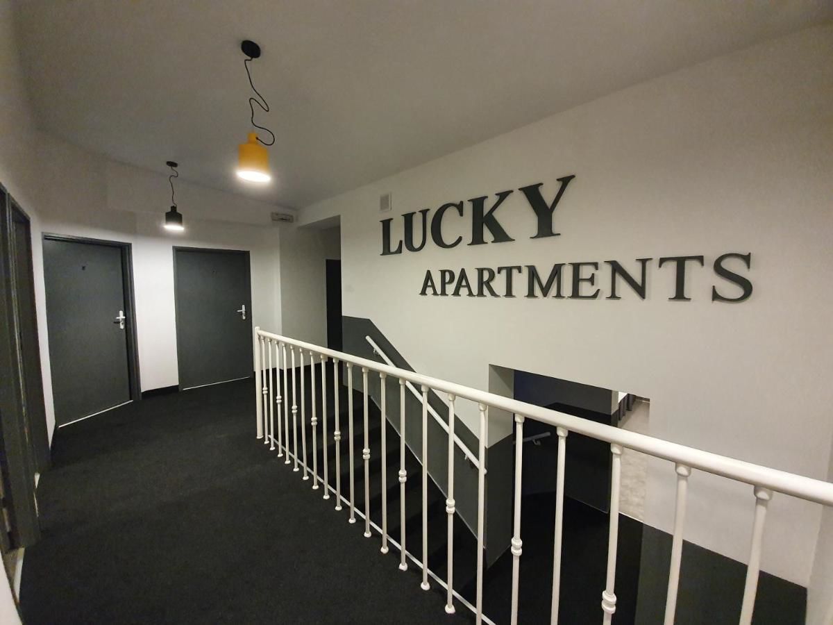 Отель Lucky Apartments Александрув-Лудзки-5